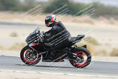 media/May-05-2025-Moto Forza (Mon) [[3c1838c5e5]]/2-B Group/Session 3 (Panning Test Turn 14 Inside)/